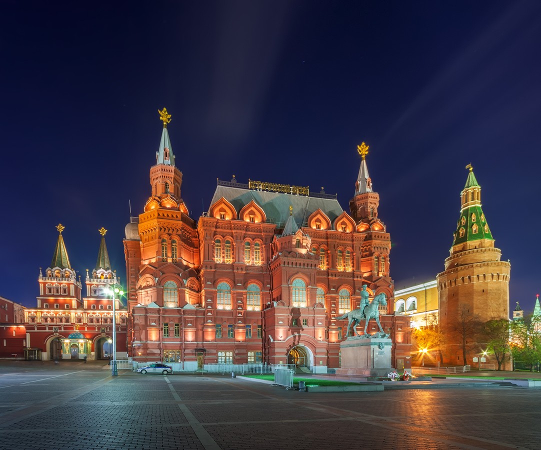 Групповая экскурсия по вечерней Москве