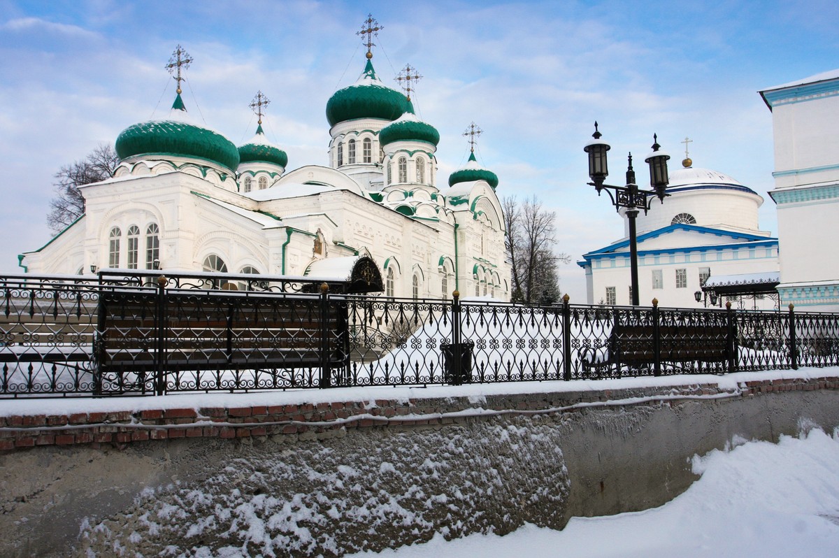 Фото Культовые места Казани: Вселенский храм, Раифа и Свияжск