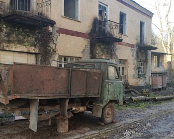 Акармара, водопады и горячие источники