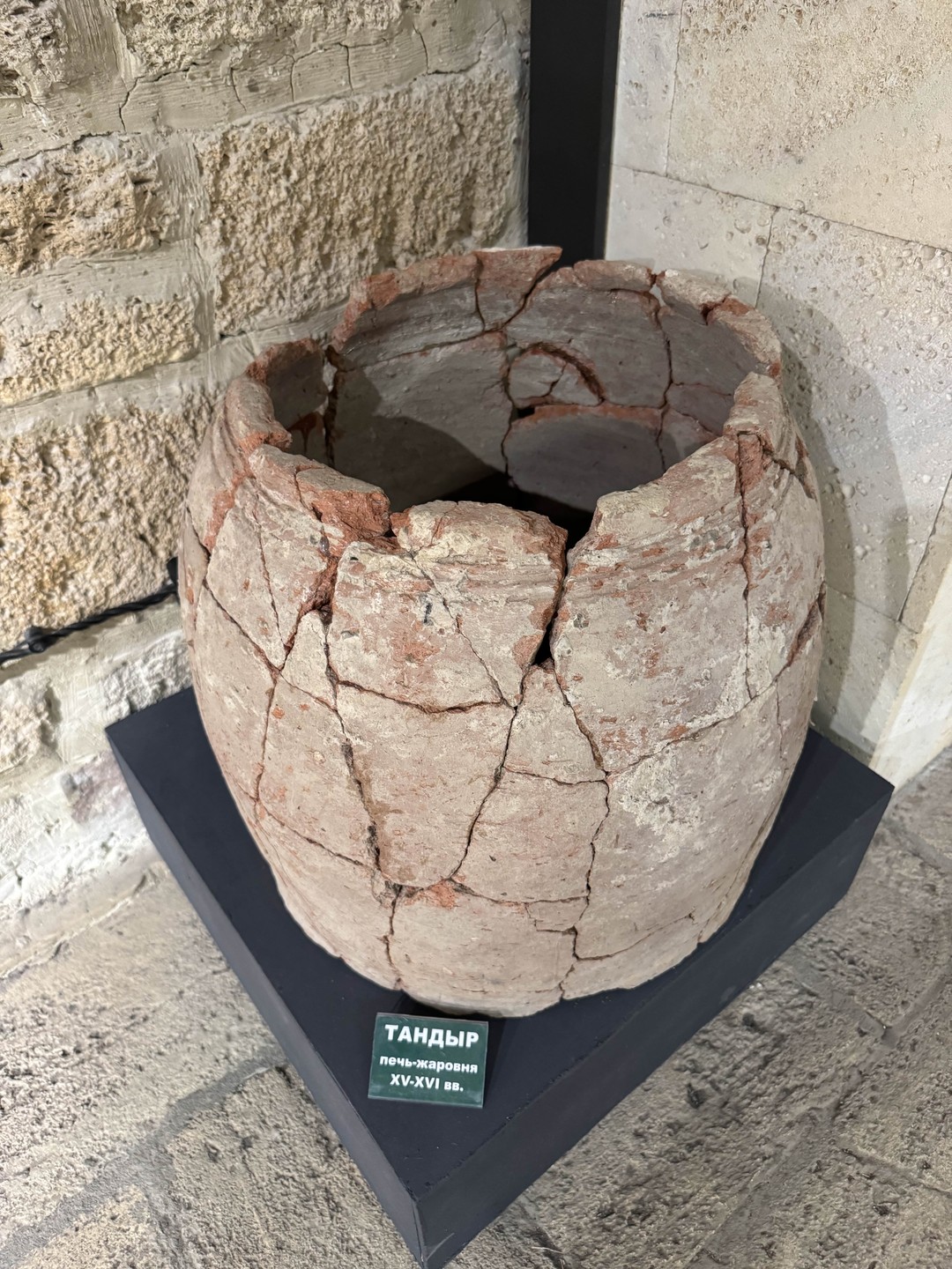 Дербент умеет удивлять: магалы, хаммамы и цитадель Нарын-Кала (Илья)