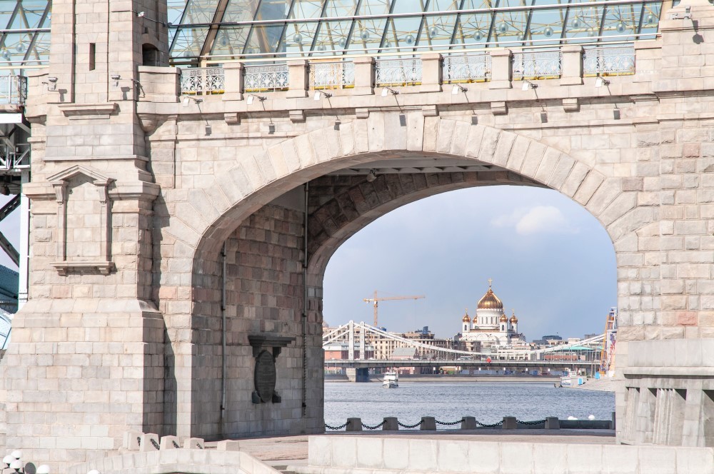 Нескучный сад хранит свои стволы… (7/9)