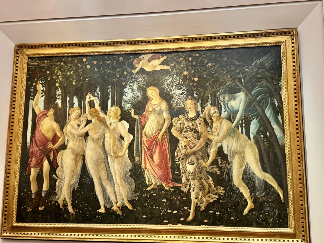 Галина прекрасный гид с искусствоведческим образованием, который учтет все ваши пожелания, прекрасный и тактичный собеседник. Экскурсия