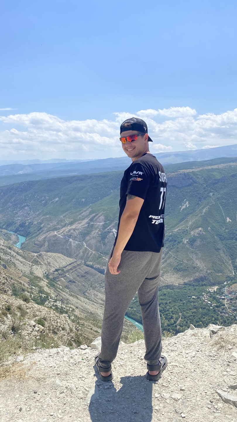 Довольно много всего успели за день, много фотографий и эмоций, спасибо ребятам за классный отдых