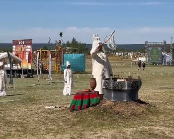 Первый день национального праздника Ысыах