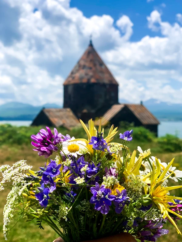 Ереван, Севан, Горис: по топовым местам Армении с дегустацией вина и кулинарным мастер-классом