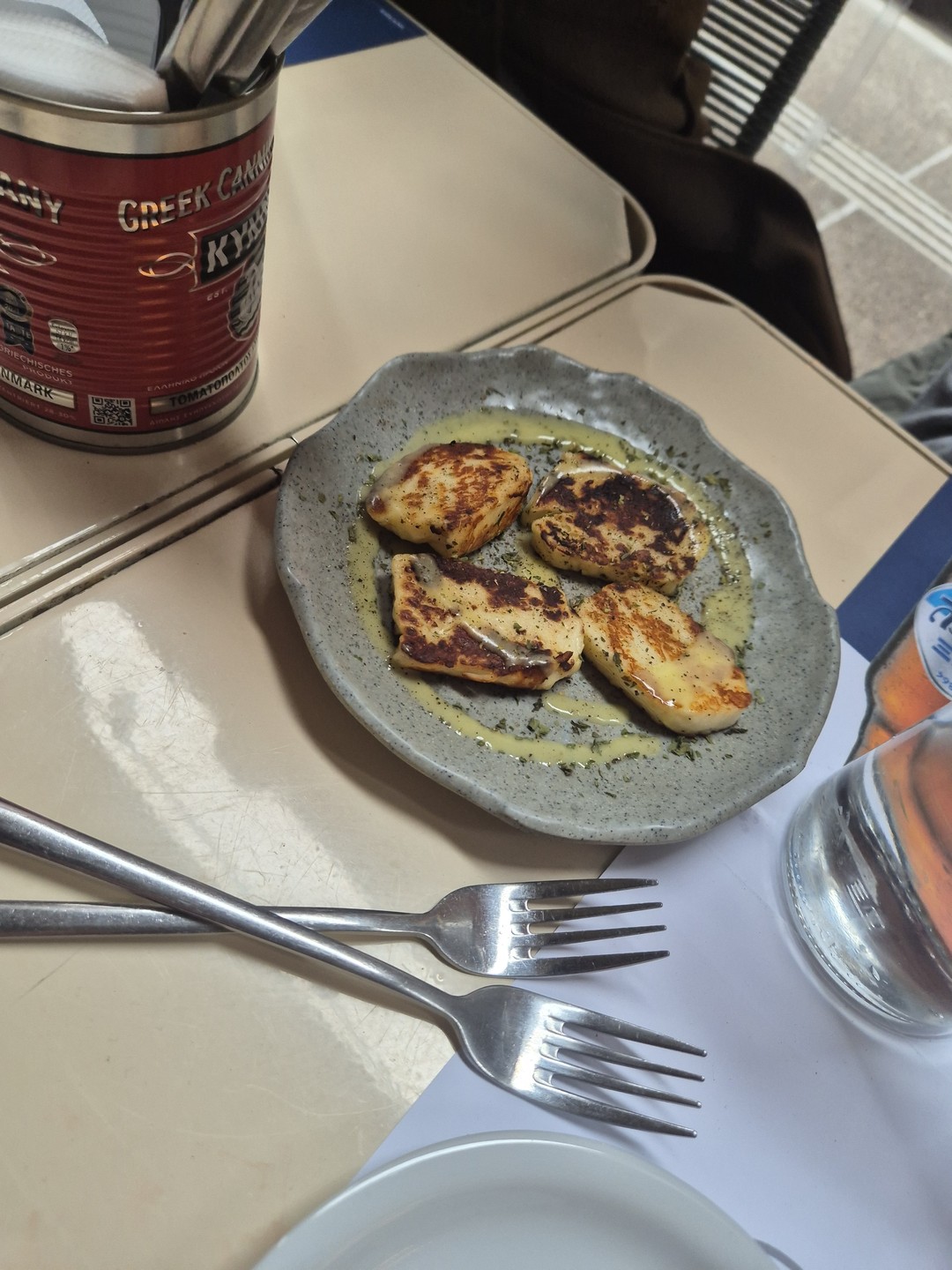 Насладились прогулкой от всей души. Прекрасный гид собеседник,интересная подача материала. было очень вкусно. аутентичные места,где приобрели