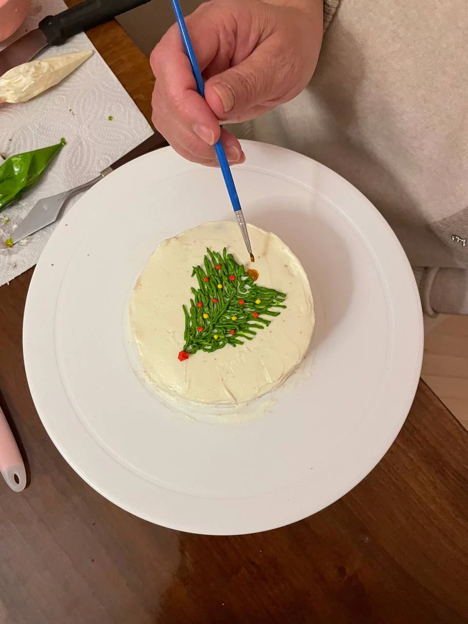 Мастер класс отличный! Машенька - душевный позитивный человек, увлеченная своим делом. Под ее чутким руководством мы