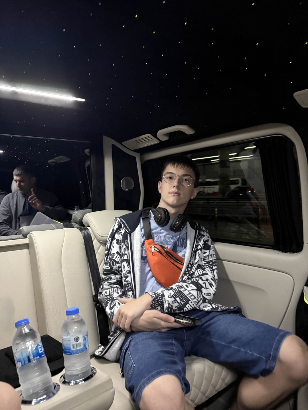 Трансфер из аэропорта (IST) Стамбула и наоборот на Mercedes Vito (Яна)