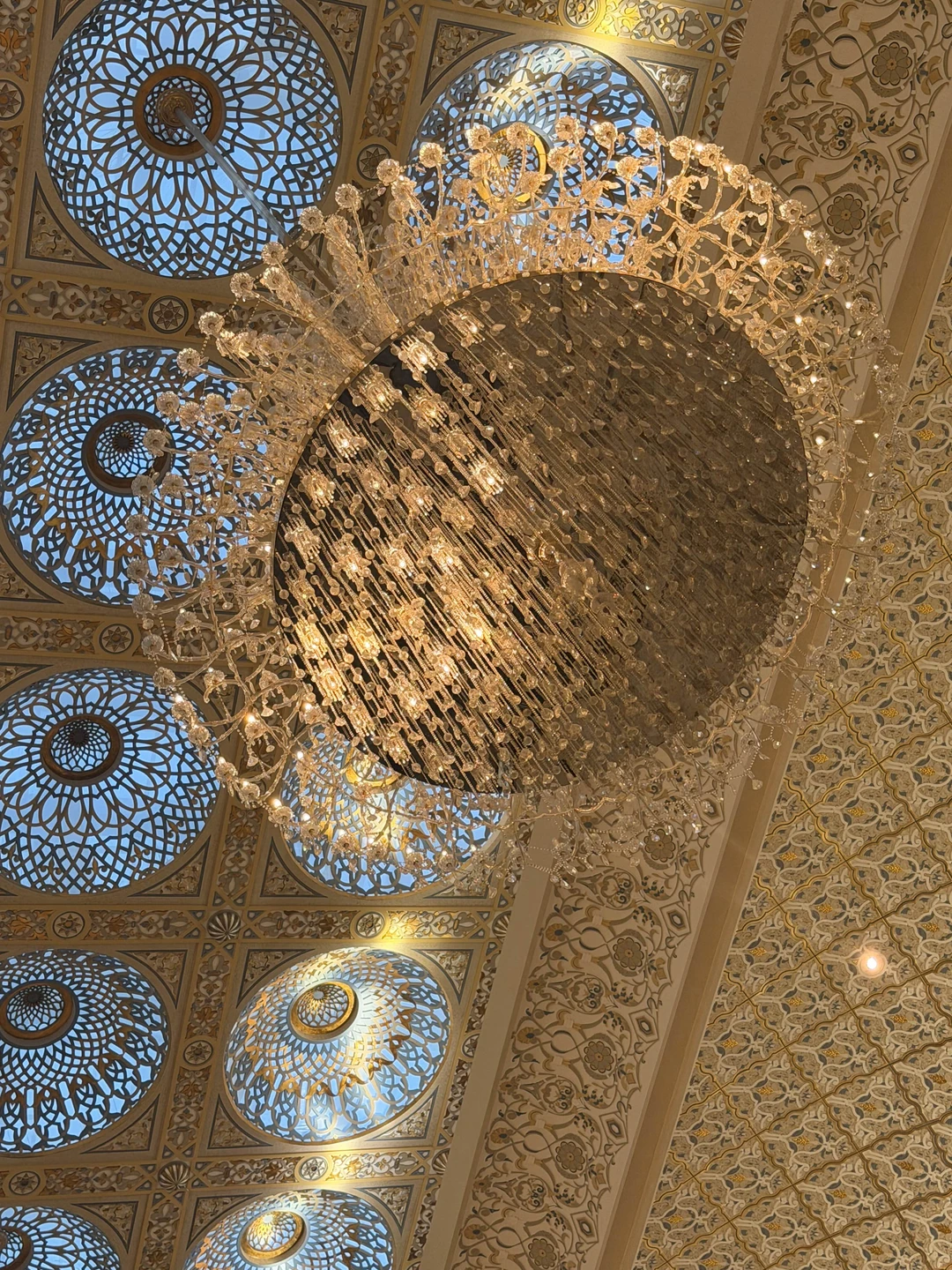 Маршрут понравился, можно и с детьми. Очень красивые места посетили! Спасибо!