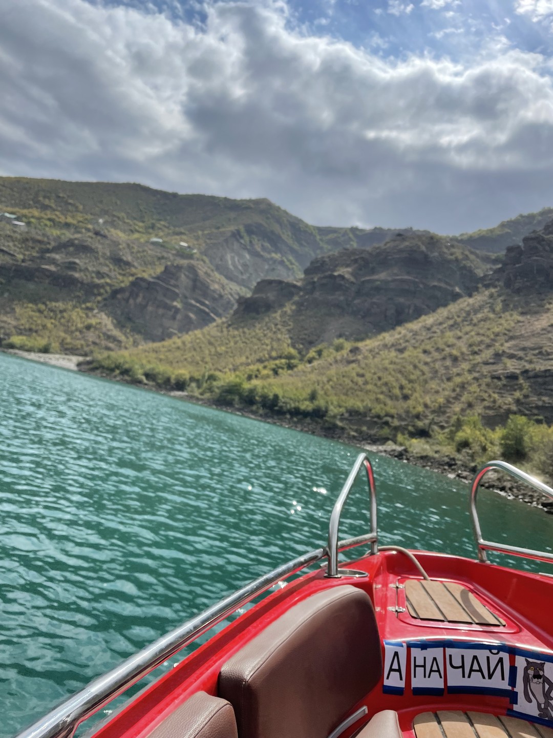 Сулакский каньон с разных точек: поездка с местным жителем (Илья)