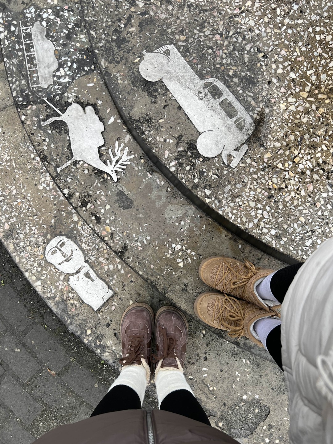 Были на экскурсии с Николаем, кроме стандартной программы описанной на сайте, мы увидели гораздо больше, узнали