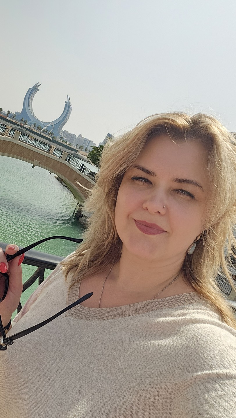 Ездили с Марией на обзорную экскурсию по Дохе. Получили огромное удовольствие от поездки. Увлекательно и при