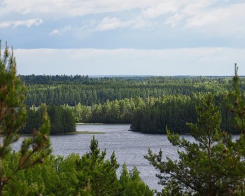 Гора Сампо, Марциальные воды, вулкан Гирвас, водопад Кивач