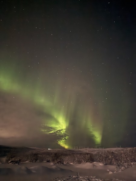 В первый день бронирования мы погнались за авророй. Во второй половине дня мы связались с нами