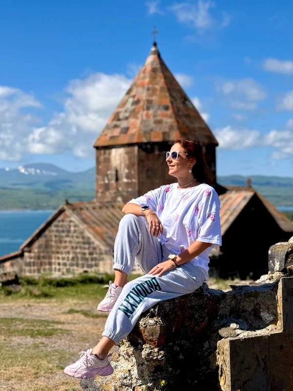 Ереван, Севан, Горис: по топовым местам Армении с дегустацией вина и кулинарным мастер-классом
