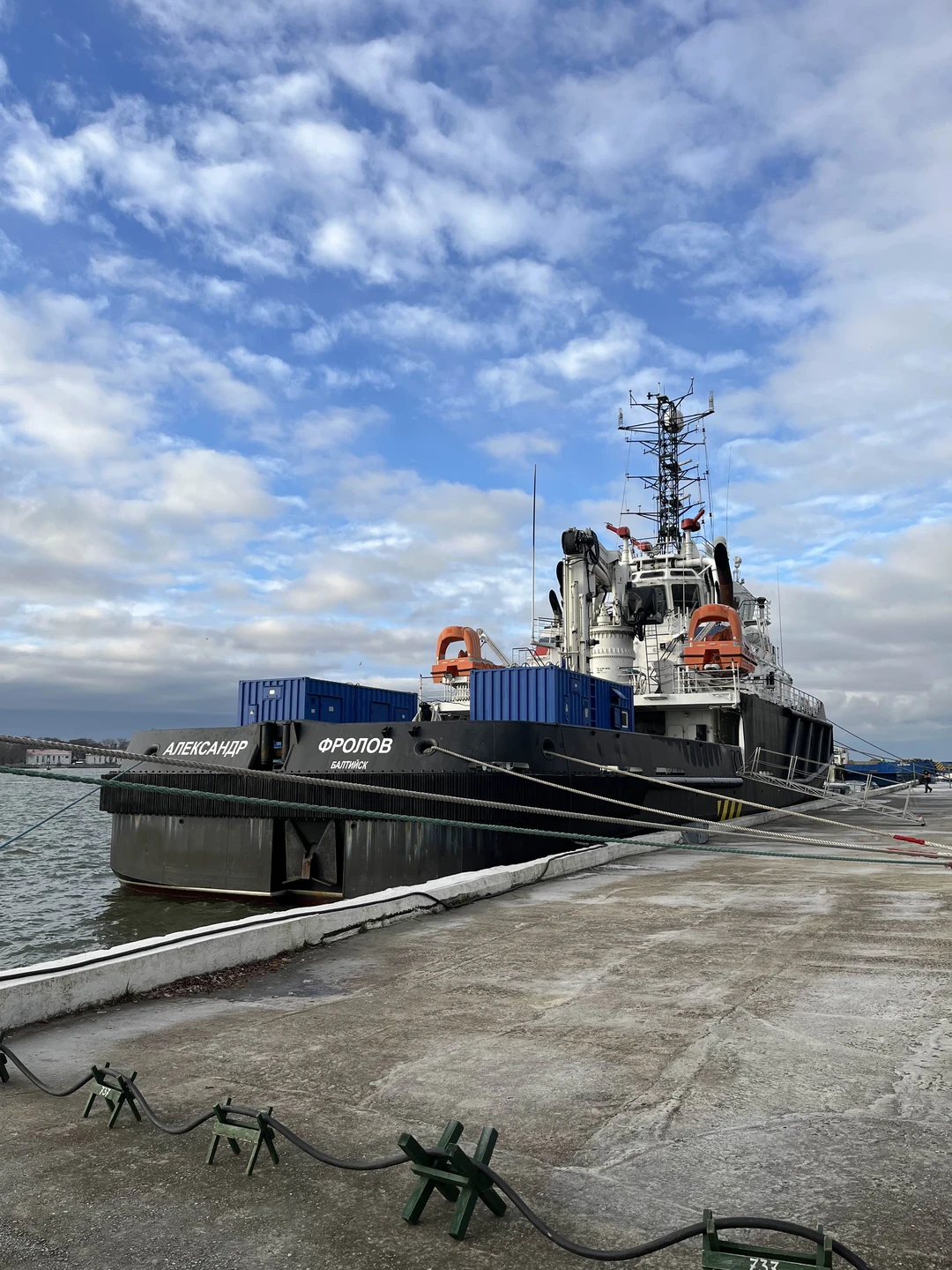 Это была удивительная поездка. Евгений нашел к каждому подход. Эрудированный, с чувством юмора, хорошо знает историю