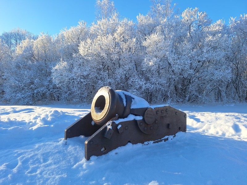 1 февраля 2026 на улице - 20 градусов. Ходить пешком по городу холодно