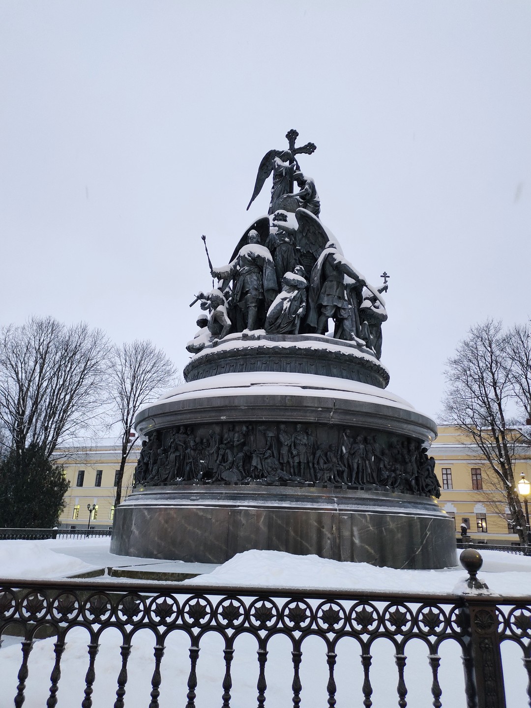 Очень понравилась экскурсия, экскурсовод Лариса. Все рассказала, провела по всему маршруту и ни разу не повторилась(очень