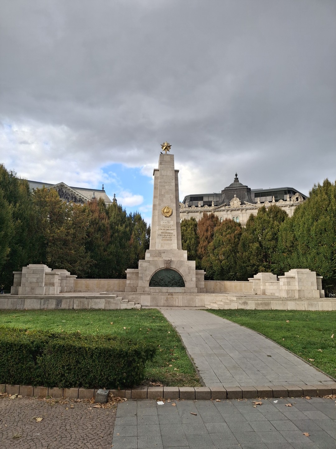 Если Вы умеете кататься на велосипеде, то это лучшее предложение для знакомства с городом! За одну