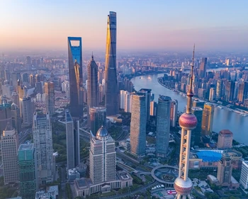 Прибытие в Шанхай и вечернее знакомство с городом