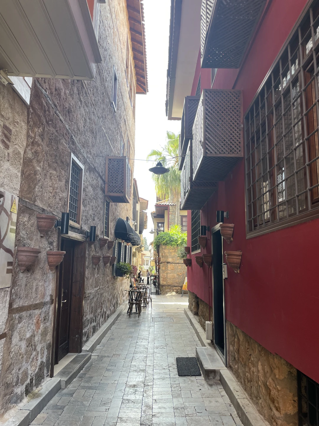 Благодарю за интересную экскурсию. Не смотря на то, что я жила уже несколько дней в старом