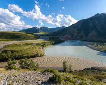 Перевалы Чуйского тракта, Адыр-Кая и древние петроглифы