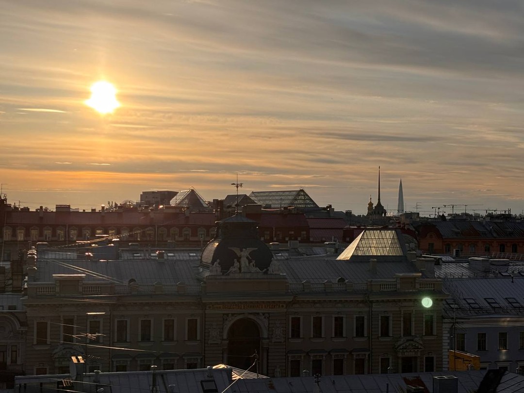 Фото отзыва 9: экскурсия "Открывая Петербург: витражи парадных, лабиринты дворов и романтика крыш"