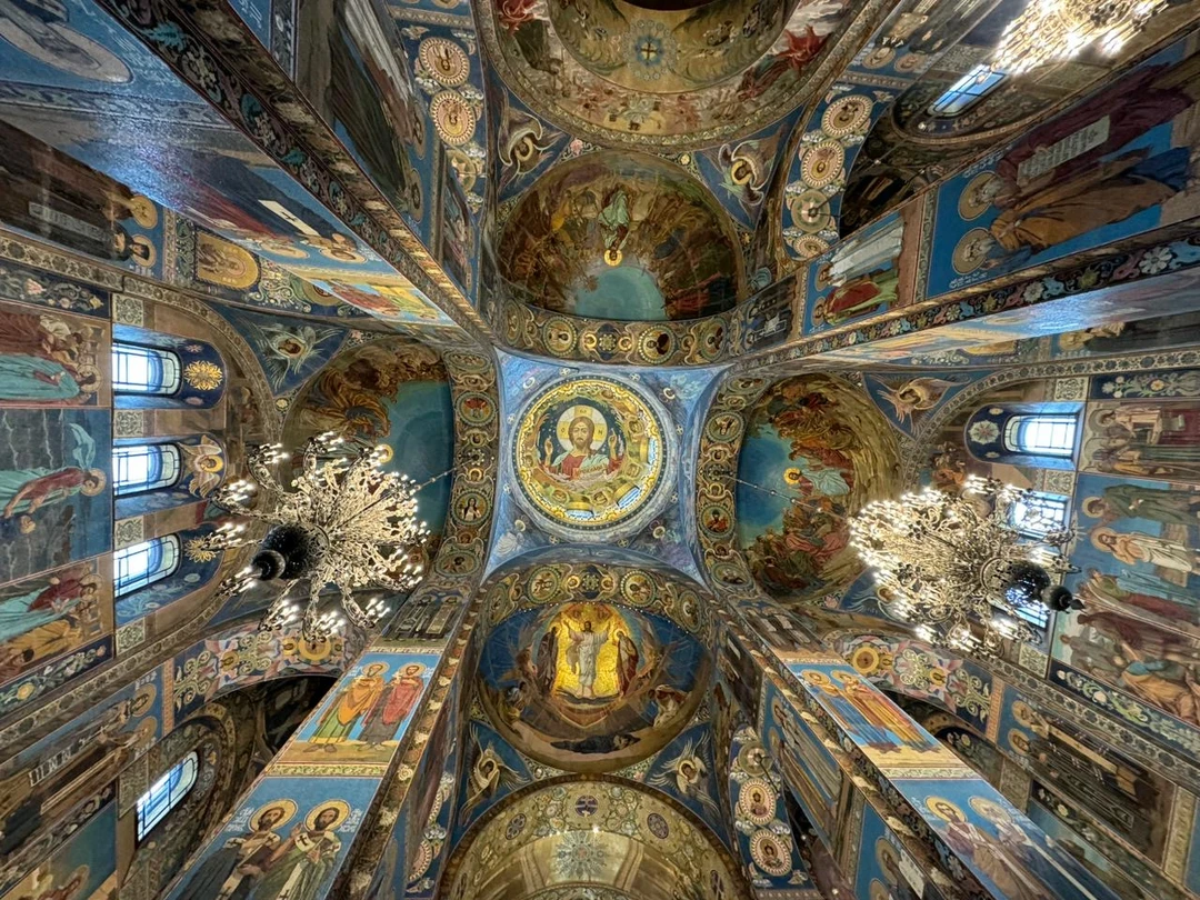 Экскурсию в Спас на Крови и Исаакиевский собор проводила гид Екатерина! 👏👏👏 Профессионально, великолепно изложен материал