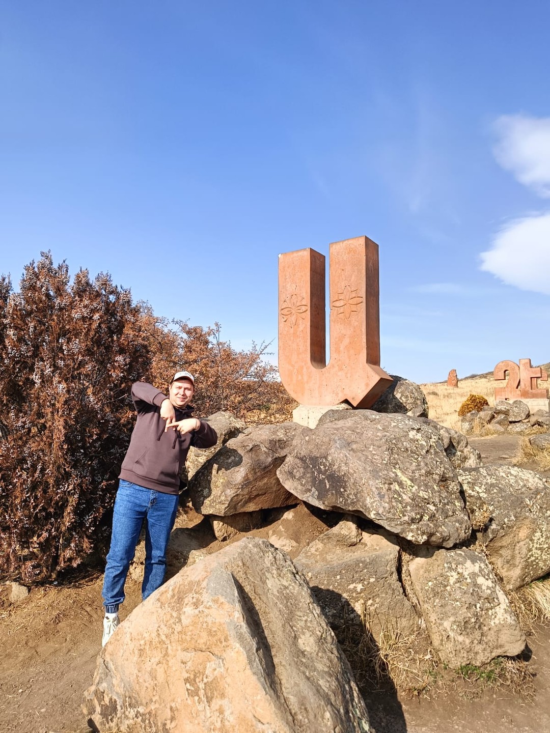 Один из лучших туров, что мы брали в Армении. Нам подробно, но доступно рассказали историю Армении