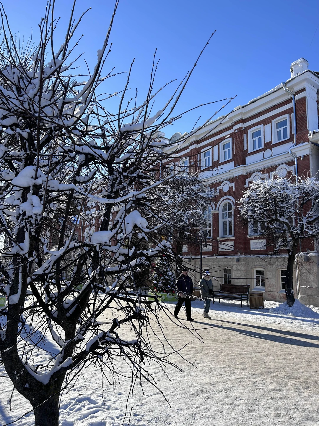 Замечательная, познавательная экскурсия. Теперь понимаю, что очень правильно сделали, что доверили наше знакомство с городом Жанне