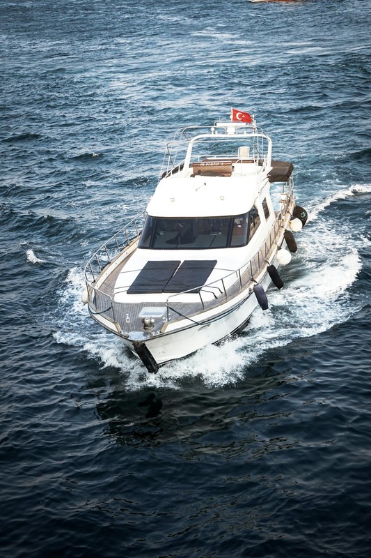 По Босфору - на частной яхте
