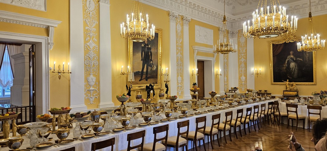 В Петергоф на скоростном судне: экскурсия по Нижнему парку и Большому дворцу (Сергей)