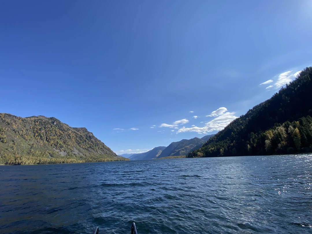 Не хватит слов и эпитетов, чтобы передать весь восторг от экскурсии на Телецкое озеро с Марией