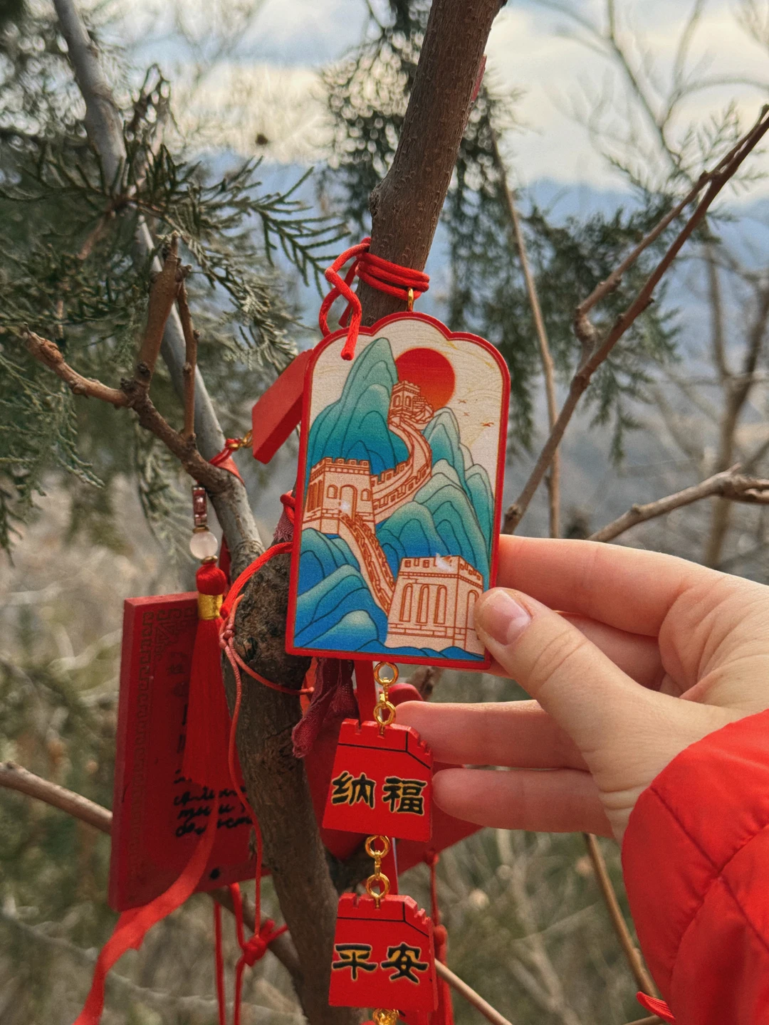 Экскурсия была просто невероятной — захватывающие виды, мощная история и ощущение величия на каждом шагу