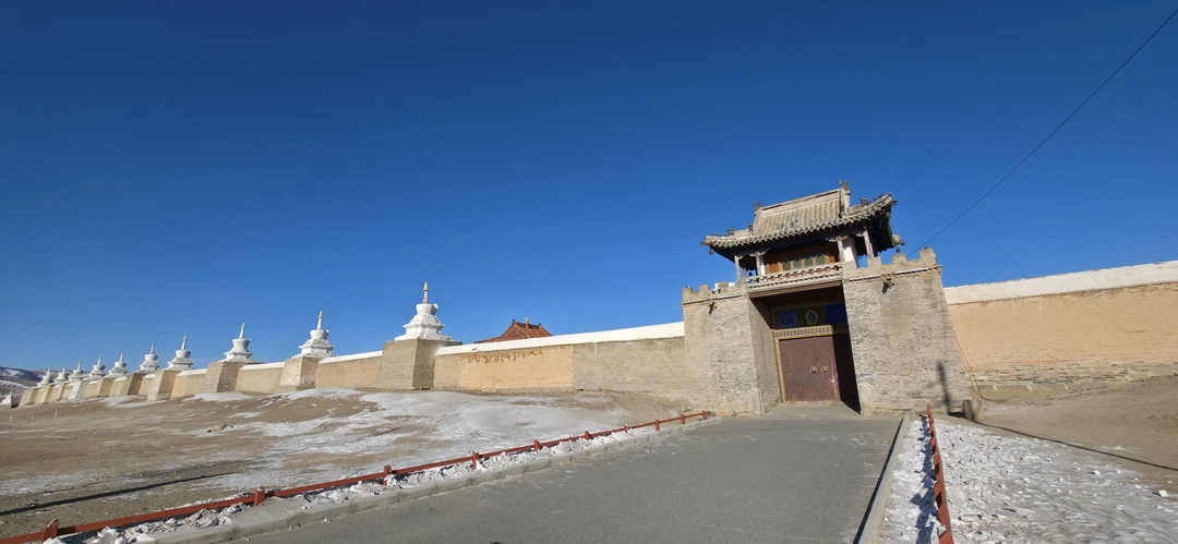 Монголия… Вот мы и вернулись из нашего небольшого зимнего путешествия по "стране вечно синего неба". Один