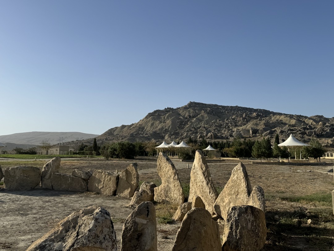 Лала спасибо за увлекательное путешествие! Отдельное спасибо нашему водителю- виртуозу 🤣. Рекомендую эту экскурсию👍