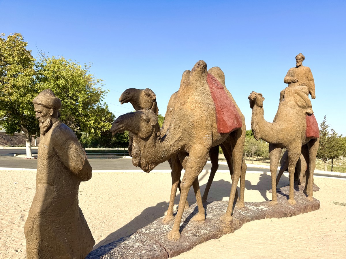 Главное изображение экскурсии - 10000 шагов по древнему Самарканду