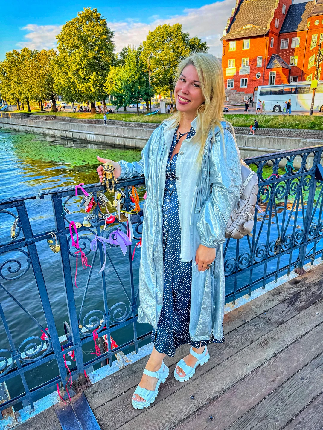 Это была потрясающая экскурсия!! Чудесный экскурсовод Инга с большим опытом! Много интереснейшей информации! Все с душой!! Красивейшие локации👌🏻