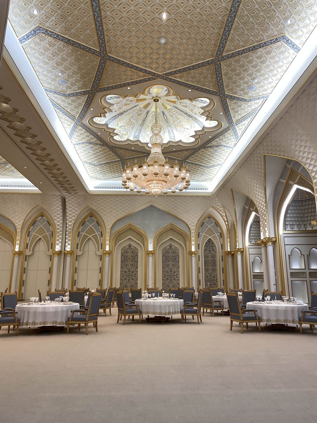 Экскурсия из Дубая в Абу-Даби в мини-группе (Елена)