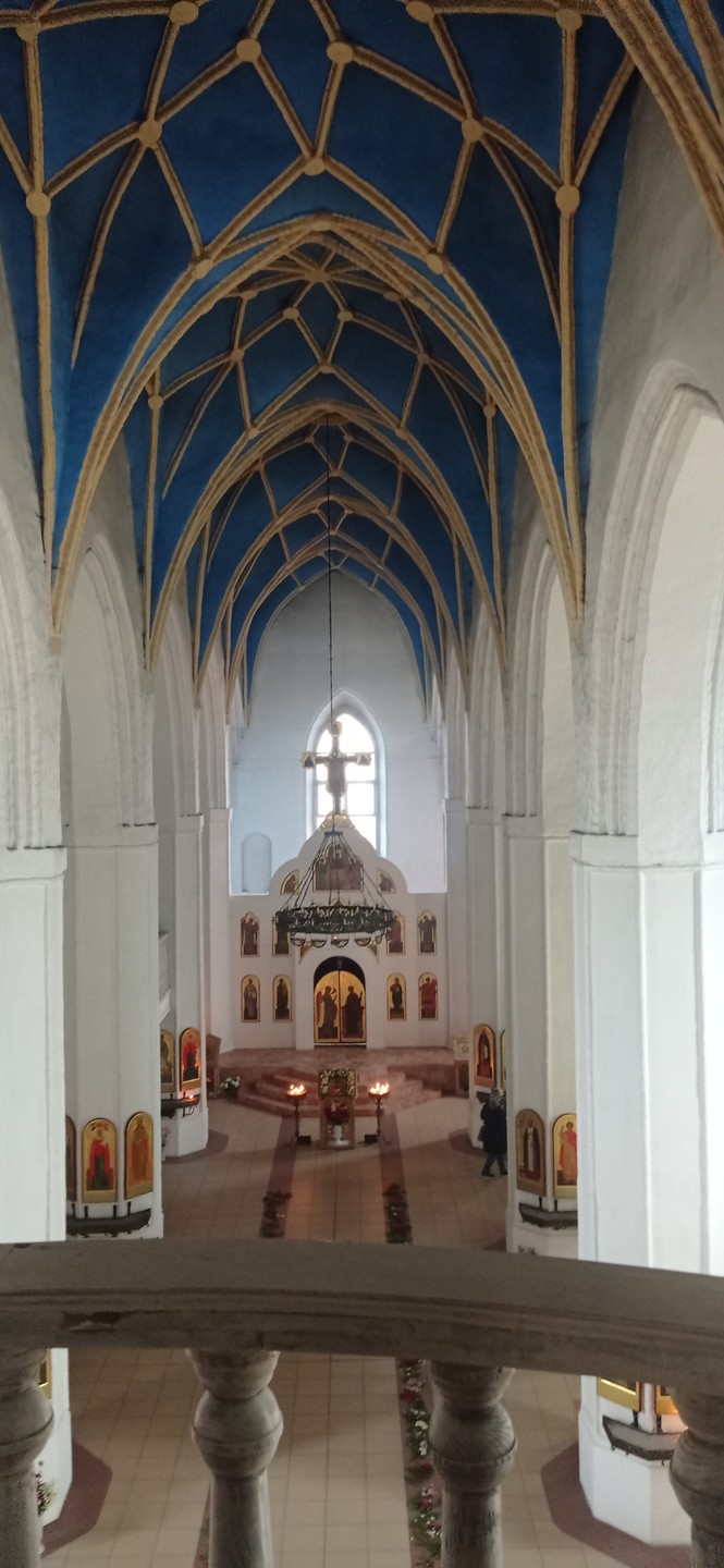 Очень понравилась экскурсия. Регина отличный рассказчик, много знает и умеет преподнести. Хорошо организована поездка, продумано всё