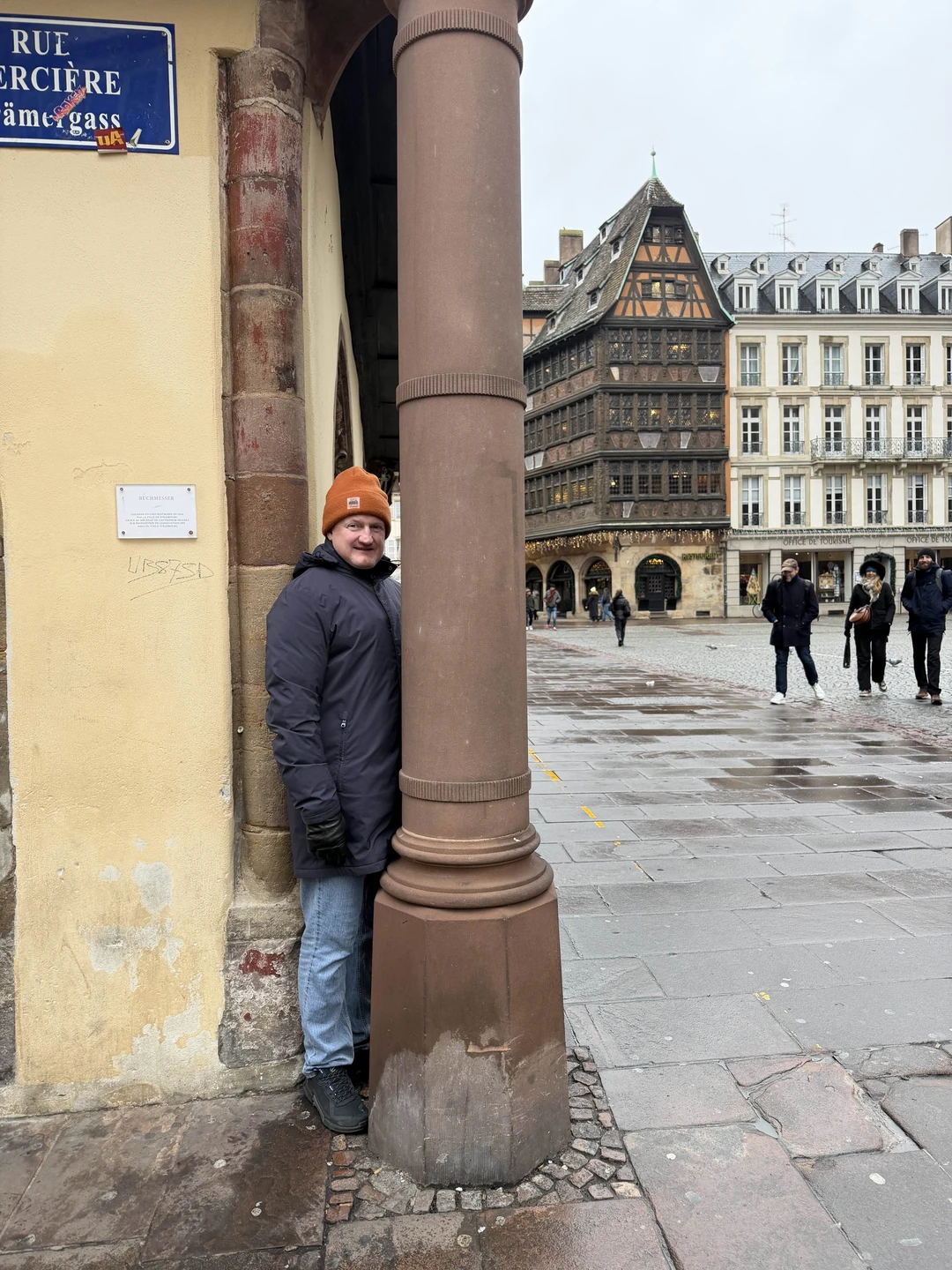 Мы получили истинное удовольствие от экскурсии со Светланой. Страсбург открылся с совершенно другой стороны и навсегда останется в моем сердце