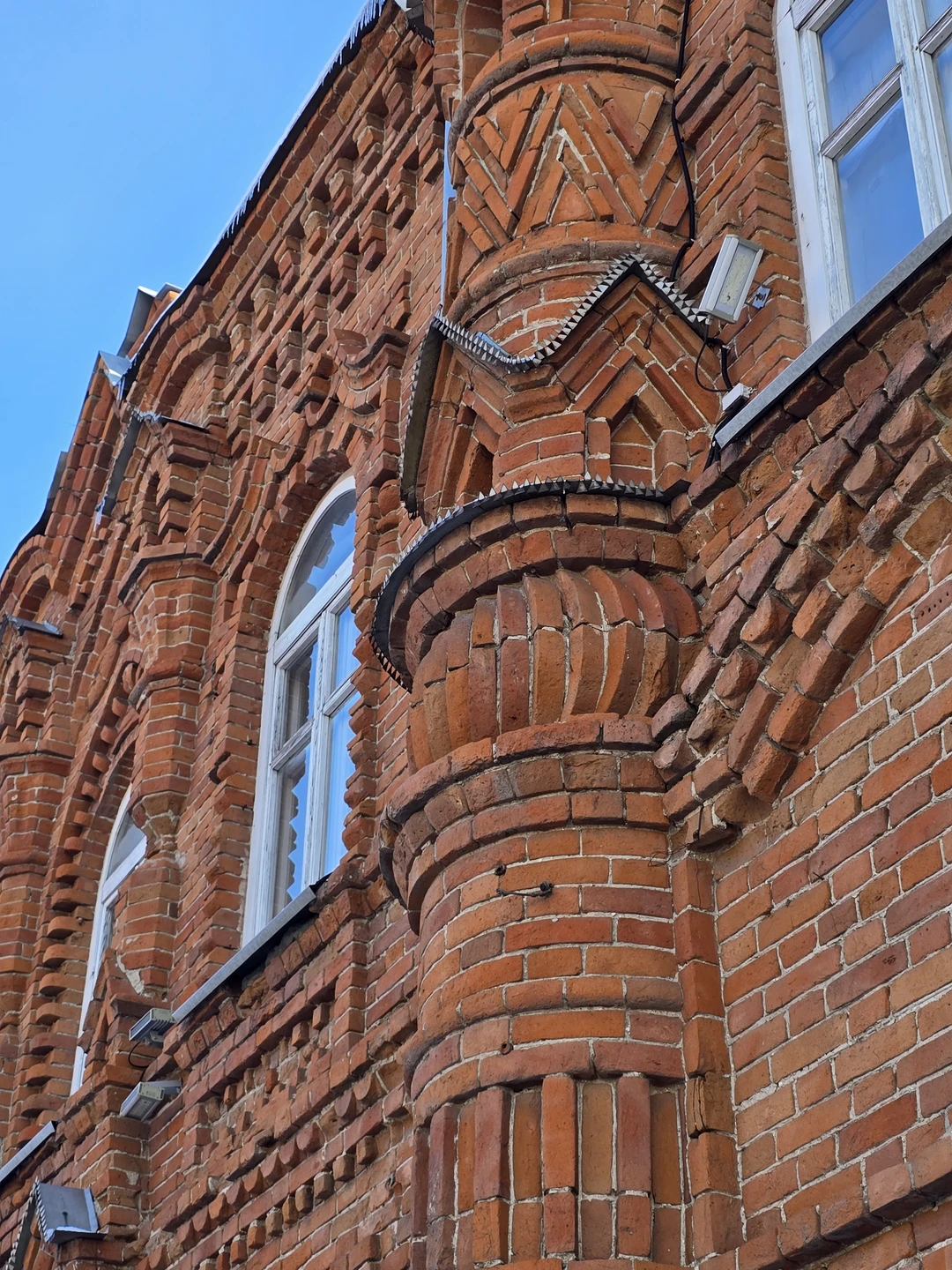 С семьей были несколько дней в Барнауле и попали на чудесную экскурсию к Инне. Понравилось всё: