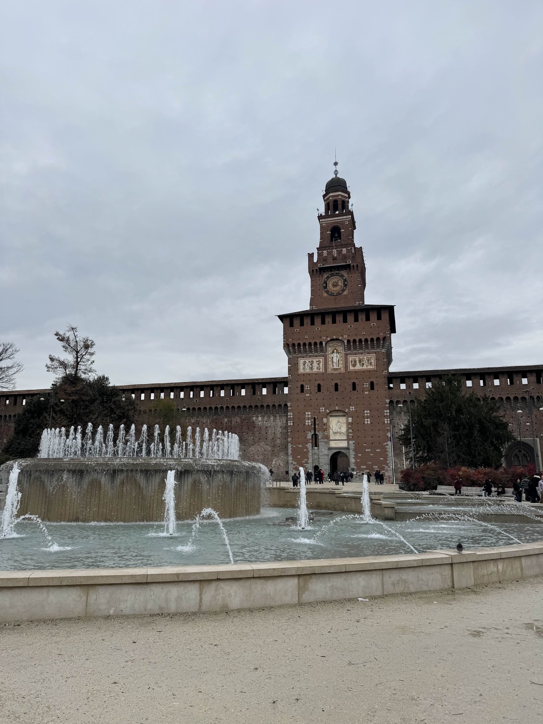 Благодарим Алису за прекрасно проведенный день! Интересная, объемная экскурсия! Мы остались под впечатлением от этого замечательного