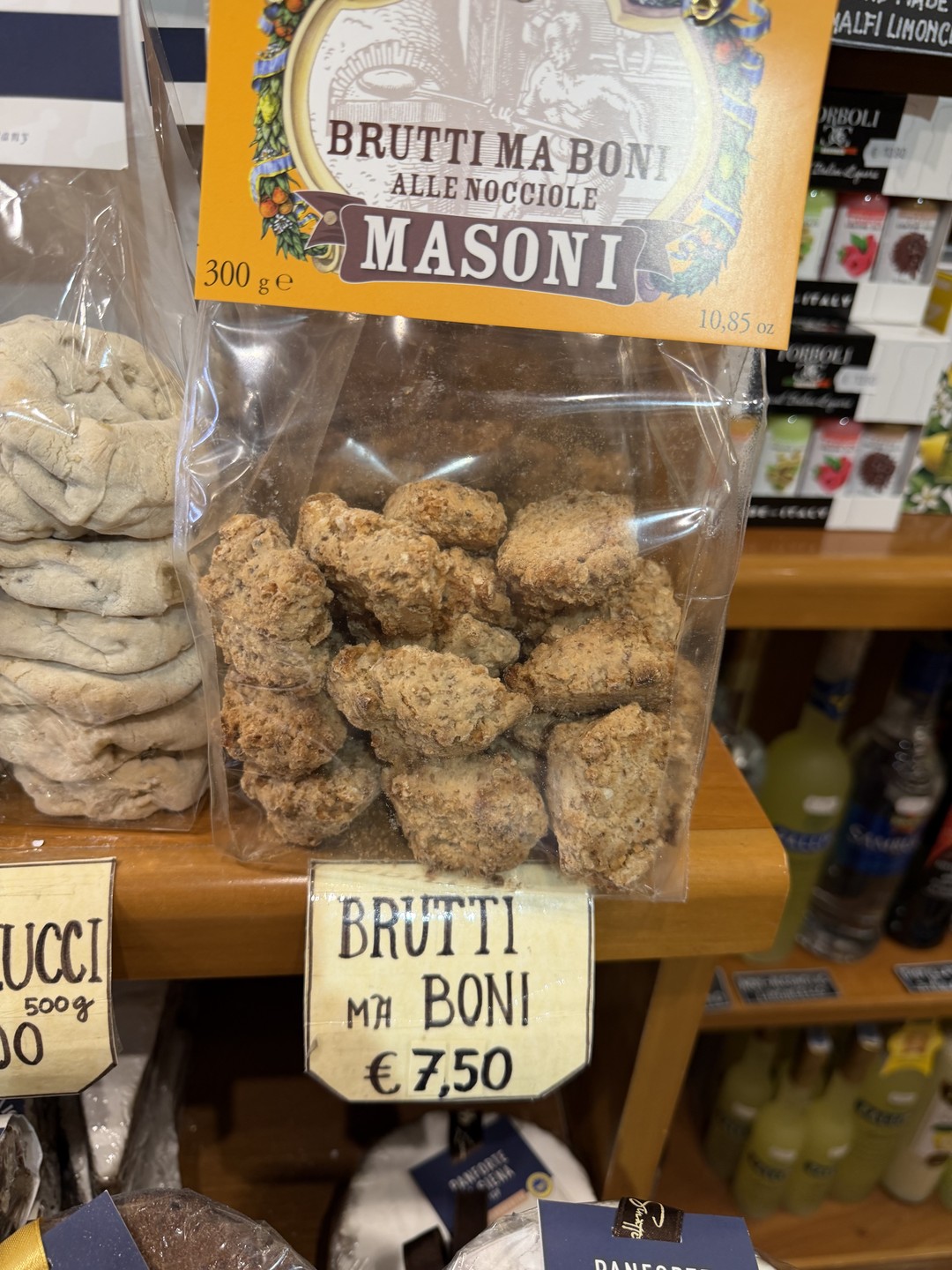 Ирина провела великолепную экскурсию для нашей семьи! С удовольствием познакомились с местными традициями, символами и обычаями