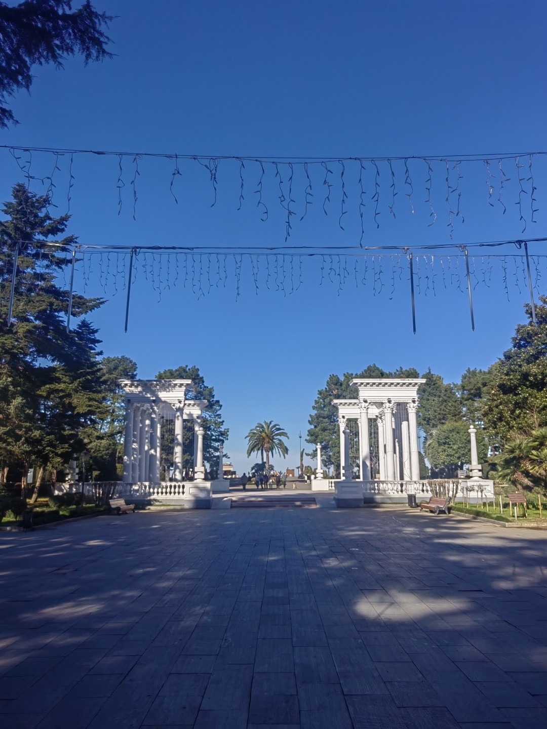 Александр провел очень интересную экскурсию по Батуми