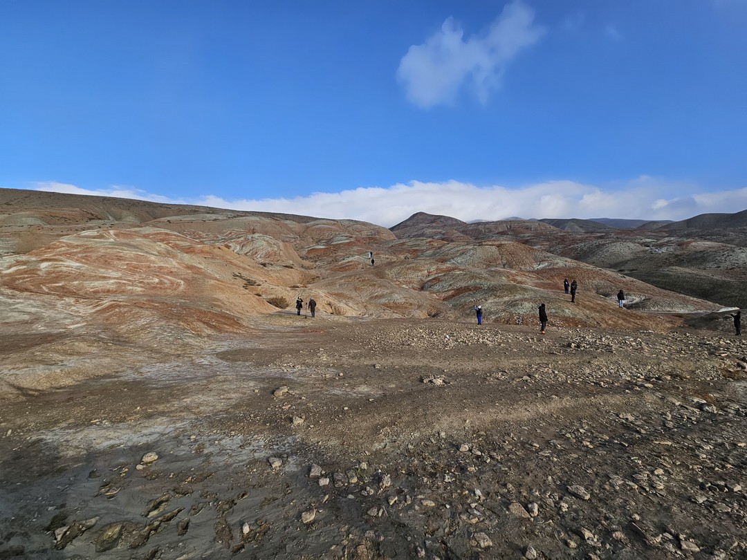 Из Баку - к марсианским пейзажам и розовому озеру (Игорь)