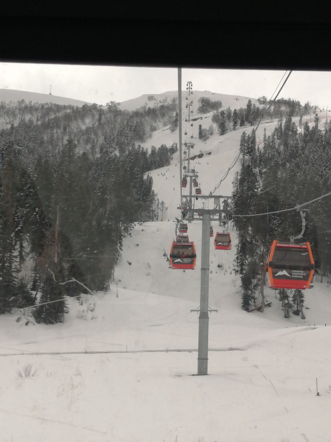 Всем добрый день! В марте побывала на Архызе с Романом, в составе мини группы. Самые позитивные