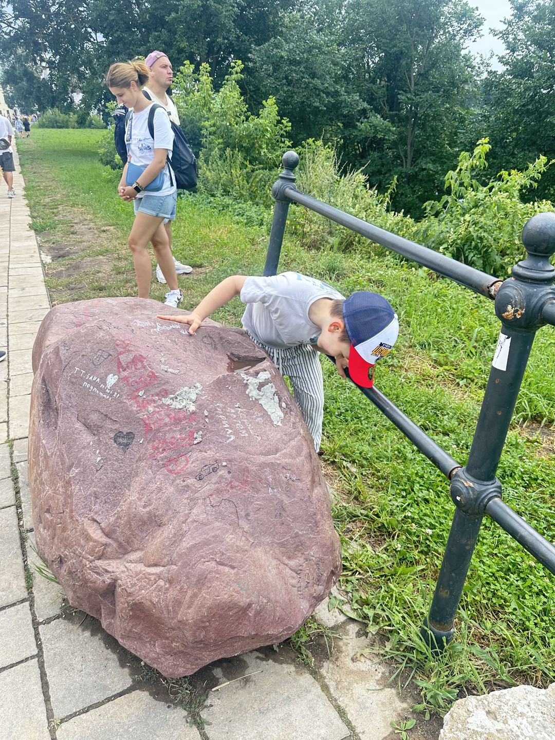 Могу порекомендовать Марию, как чуткого организатора- заранее связалась со мной, расспросила про ожидания, про сына, учла