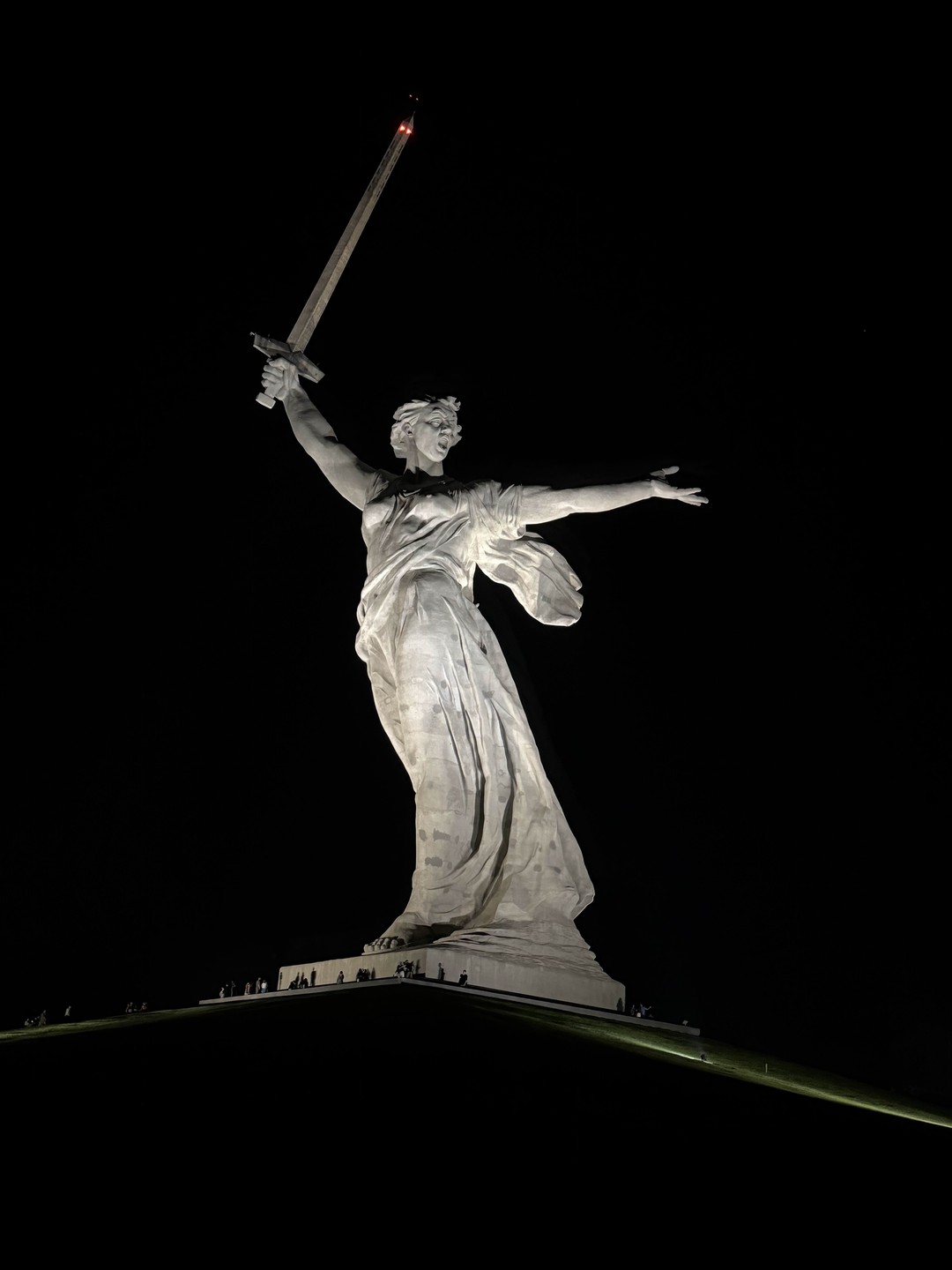 Мамаев курган: от первого боя до наших дней (Алёна)