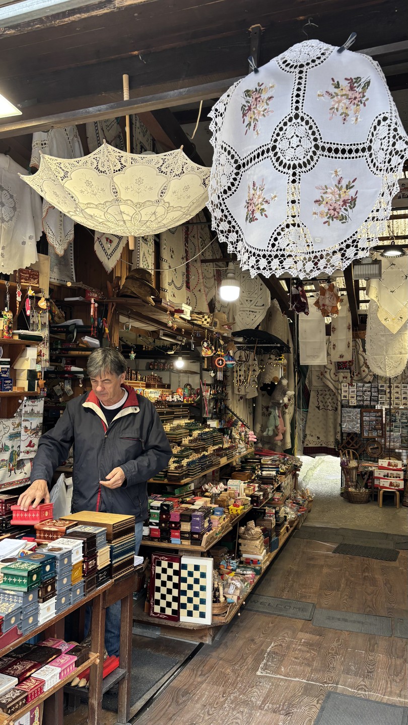 Интересная экскурсия, красивые места. Гид просто восторг! Столько информации 🔥 Эрика вы лучшая!